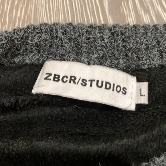 We Bare Bears Sweater - Picture 2 of 4